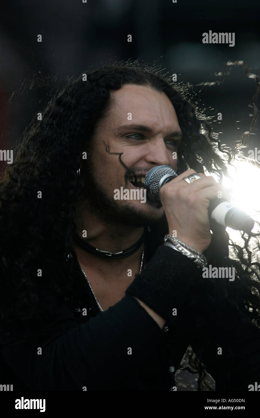 ZP Theart Lead vocals, Dragonforce English heavy metal band from Stock