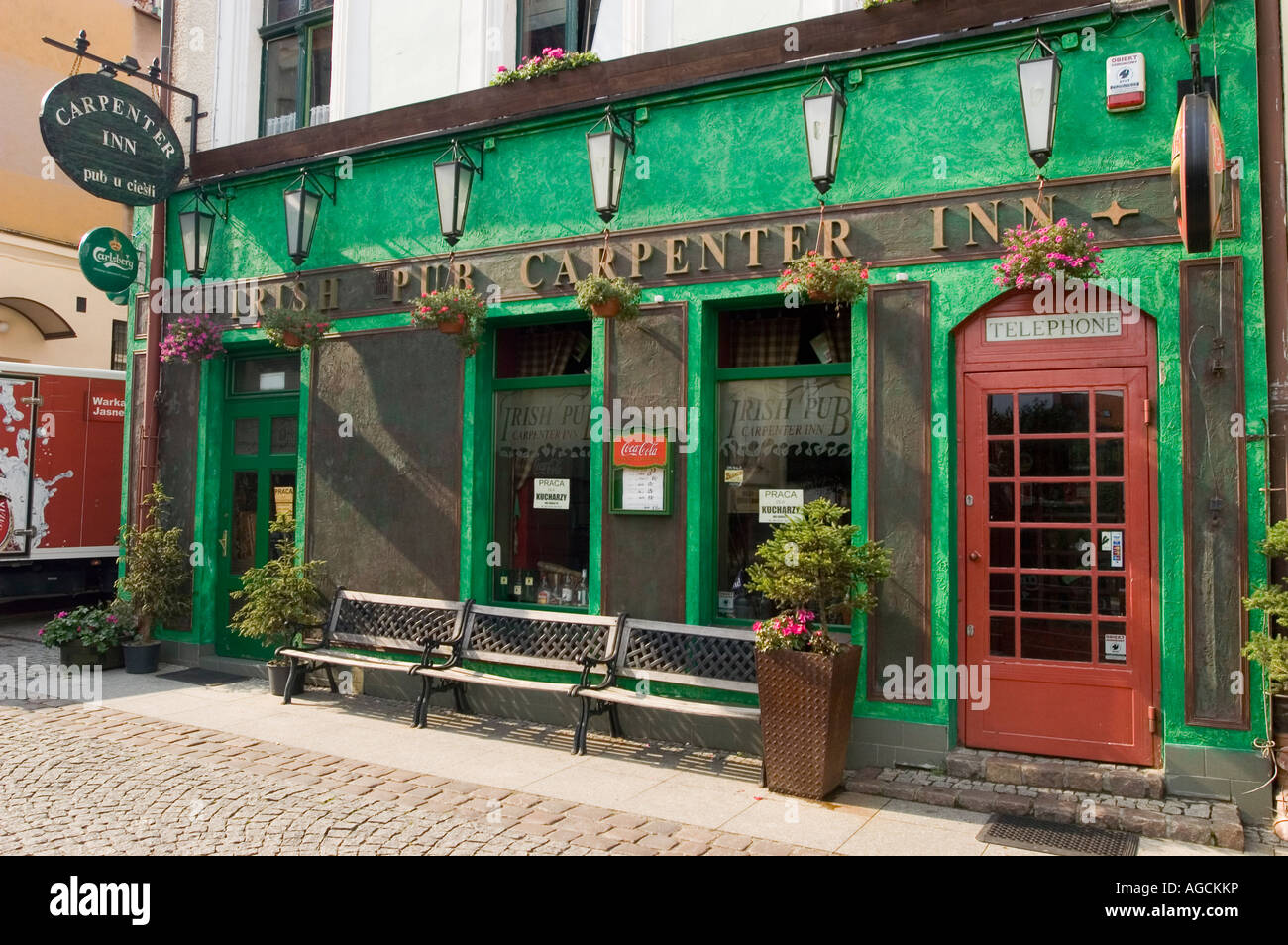 Green Irish Pub The Carpenter Inn in Olsztyn Allenstein Masuria Stock