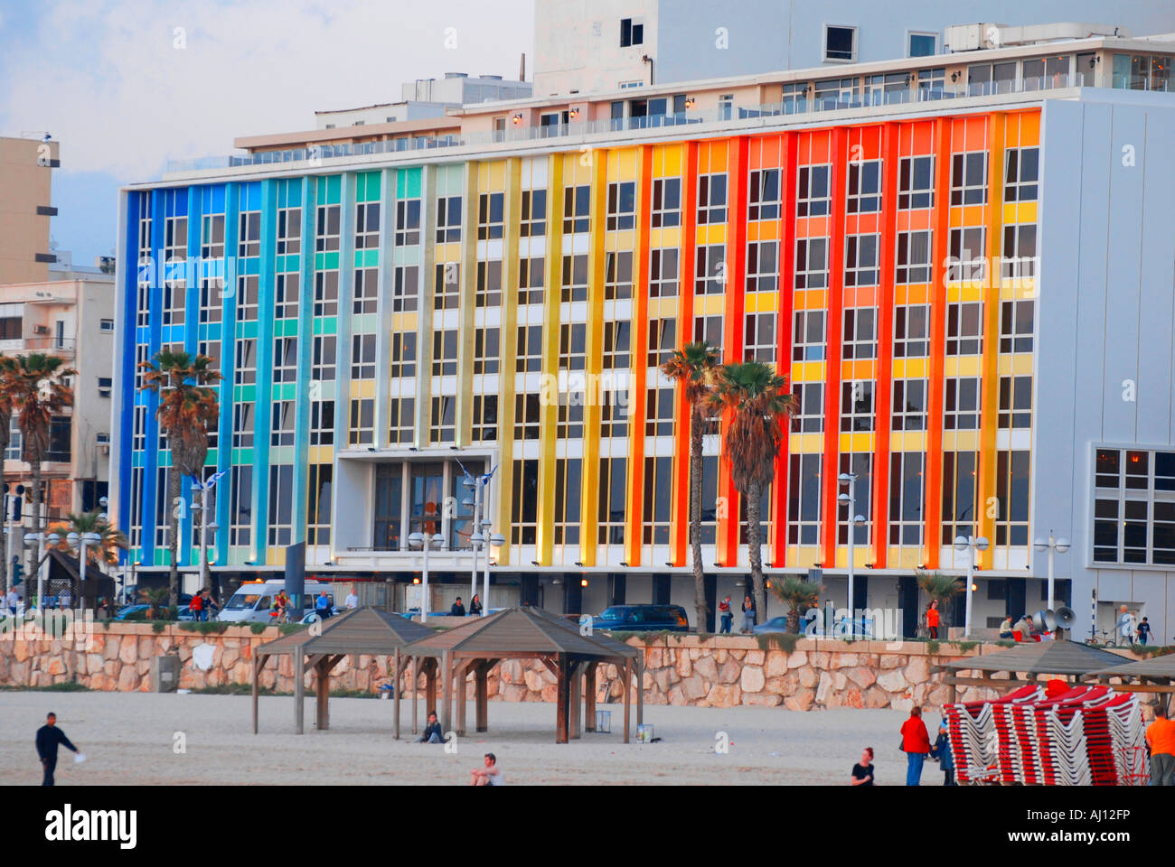 israel-tel-aviv-coast-line-and-cityscape