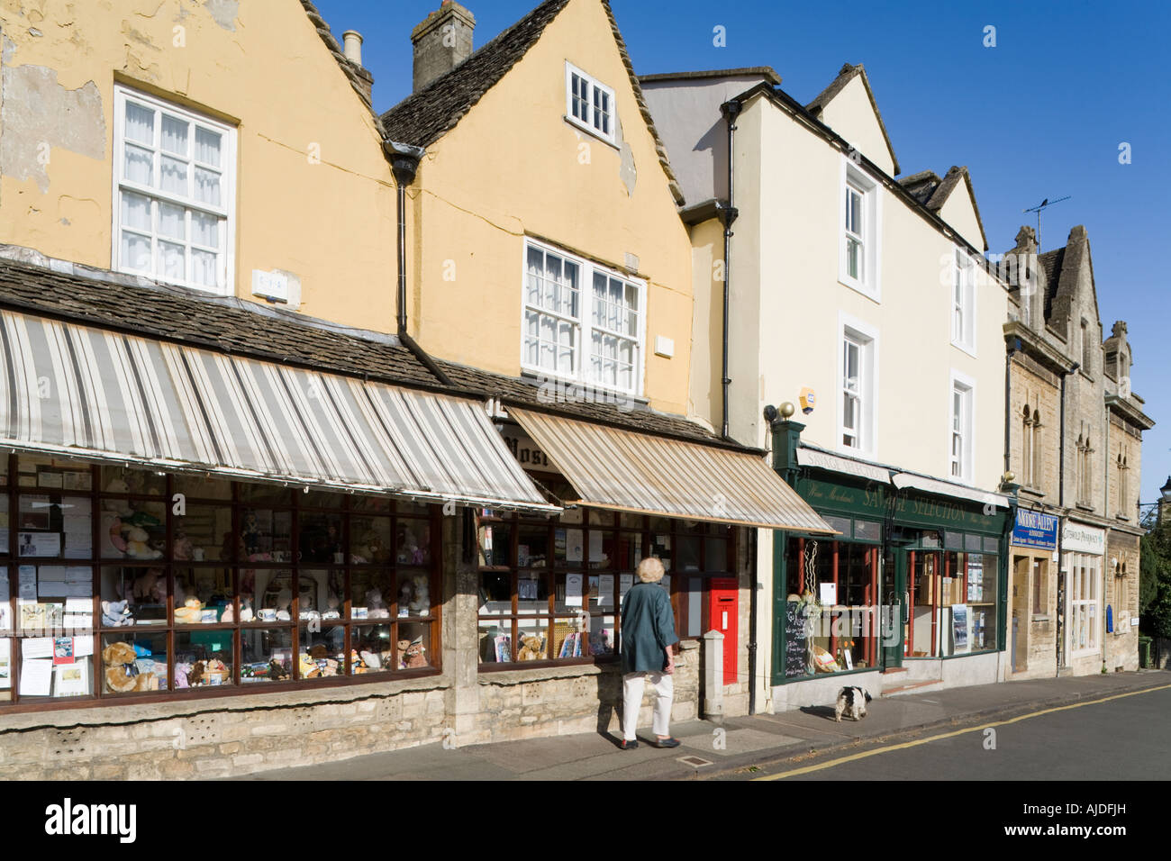 Shops in The Square in the Cotswold town of Northleach Stock Photo