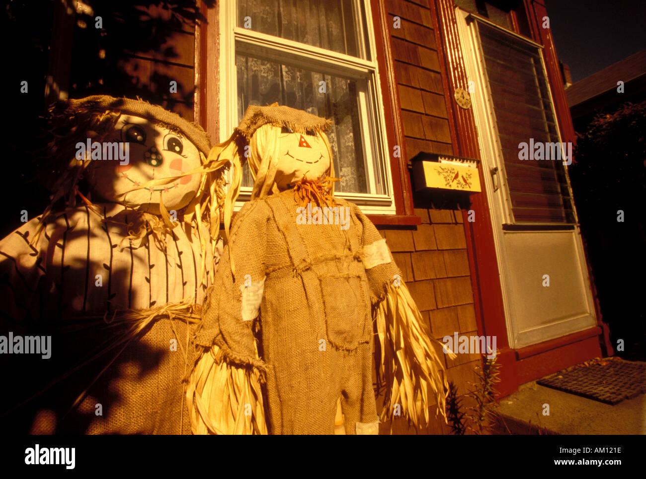 Two Stuffed Scarecrows Hi Res Stock Photography And Images Alamy