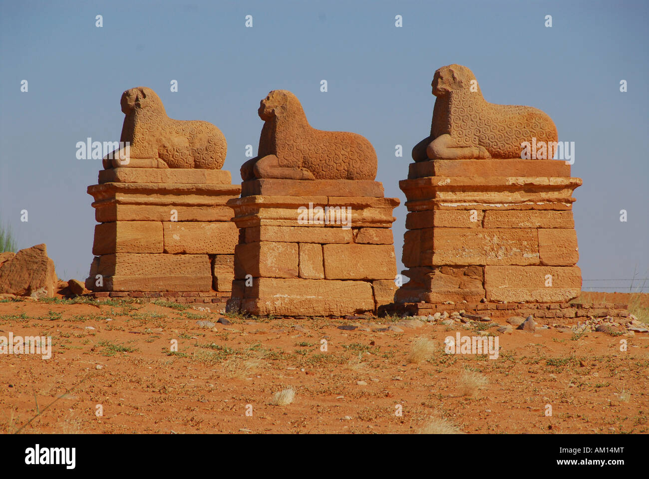 temple-of-amun-naga-sudan-AM14MT.jpg