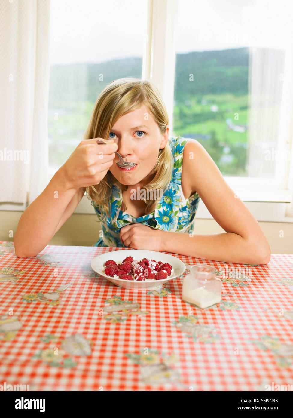 Shelepen 2018 Russian Nationals Ladies Table Eating Cream