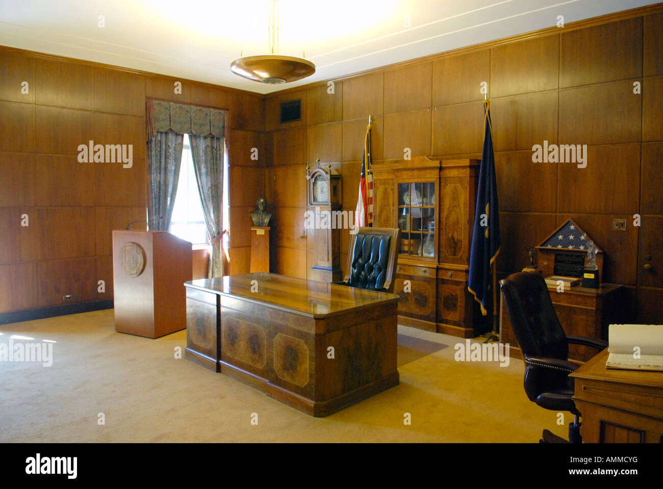 Office quarters Room Governor Capitol Building Salem Oregon OR US Stock Photo, Royalty ...1300 x 960