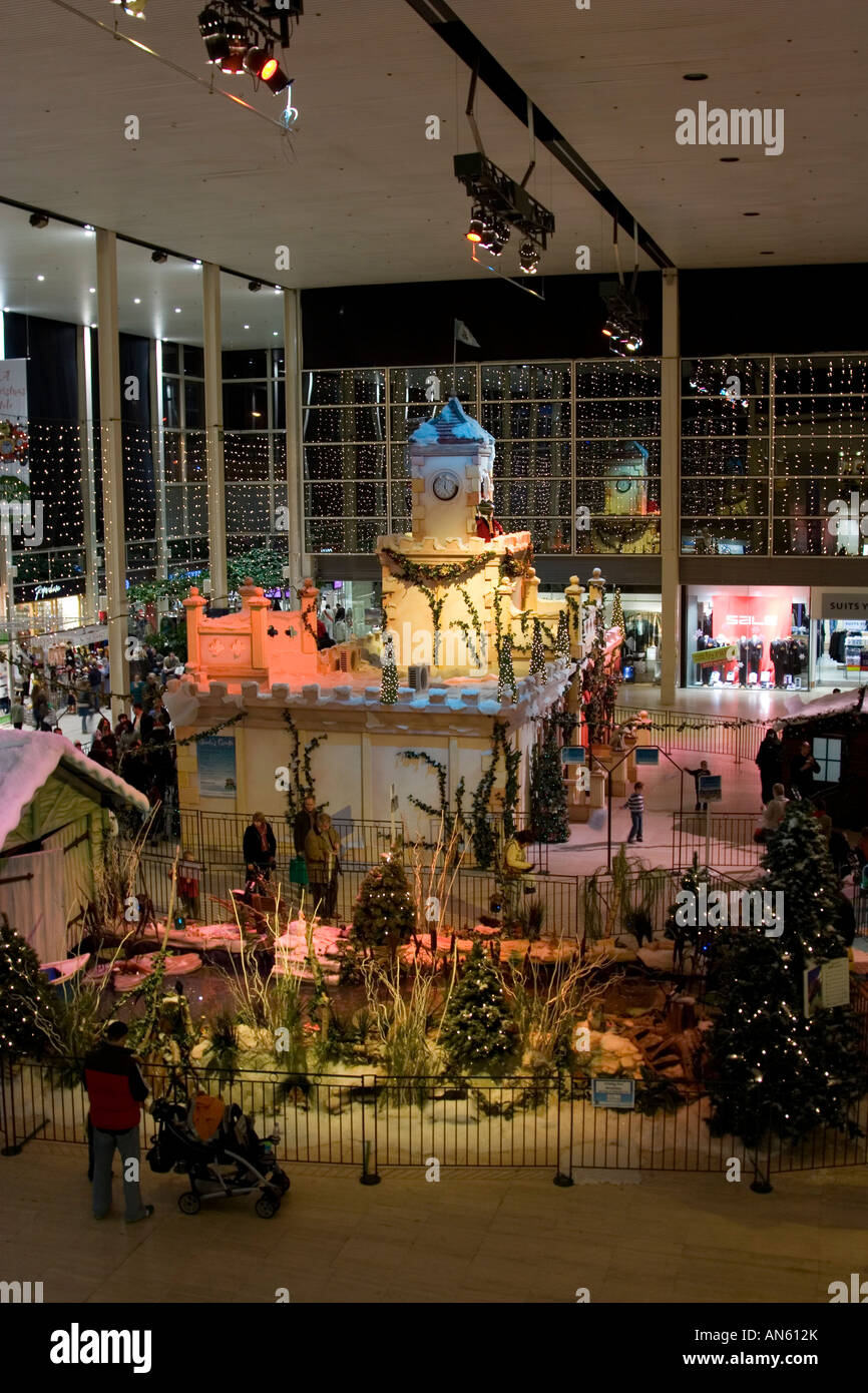 Christmas display thecentremk Milton Keynes Shopping Centre Stock