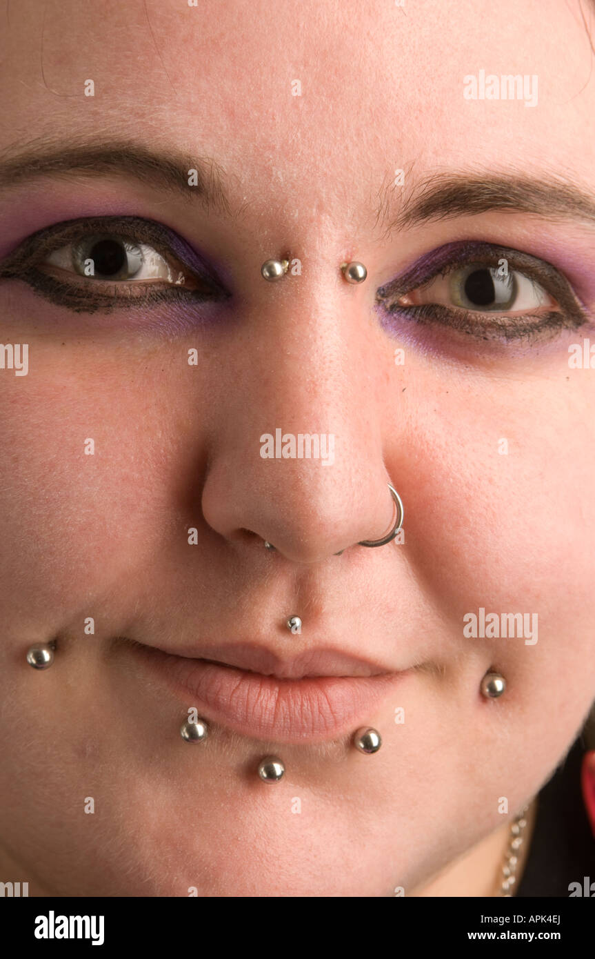 Female Facial Piercings 64