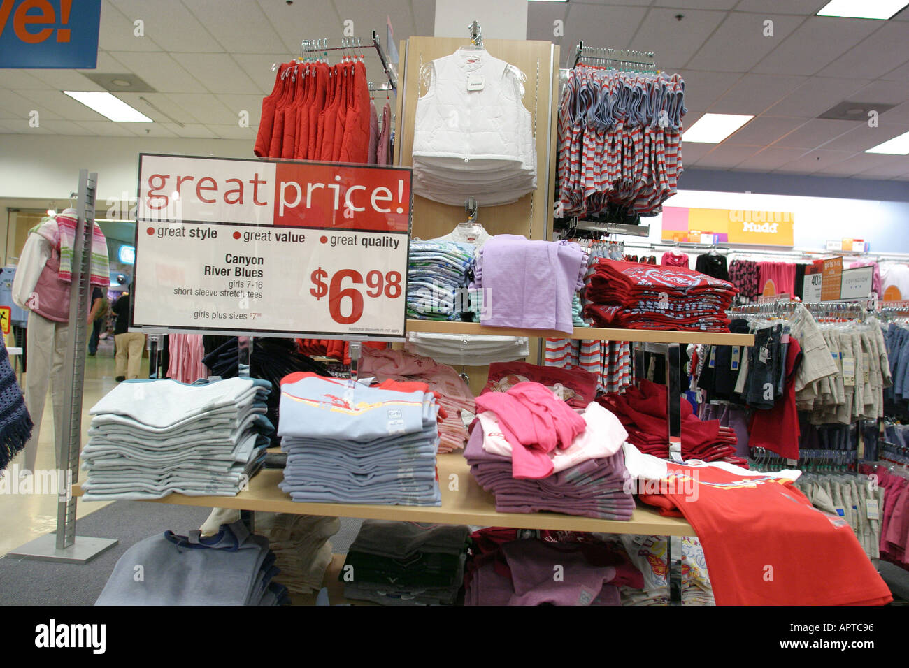 Macys clothing store