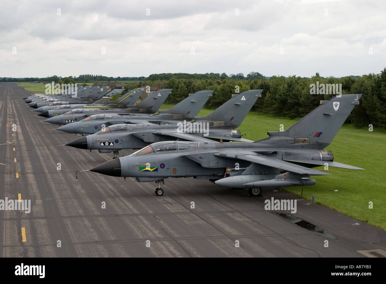 line-up-of-royal-air-force-tornado-aircr