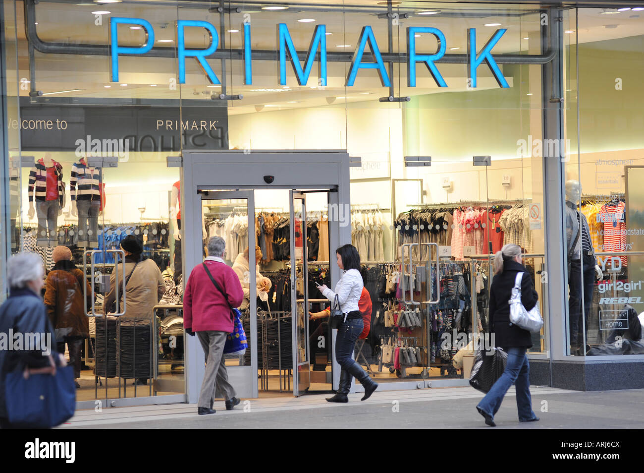 Glasgow High Street Shops Primark Argyle Street Stock Photo, Royalty