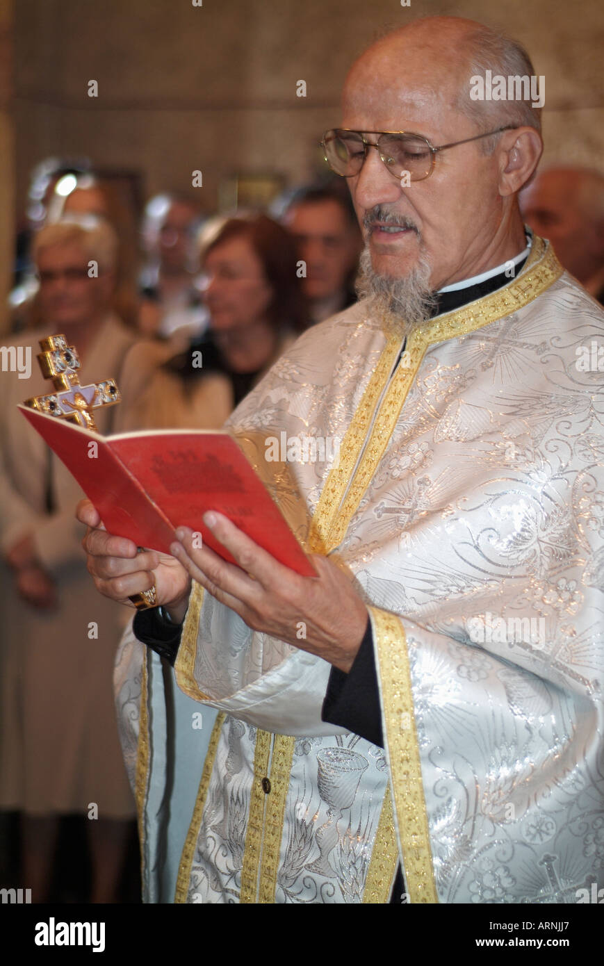 Wedding Church Ceremony Priest Hi Res Stock Photography And Images Alamy