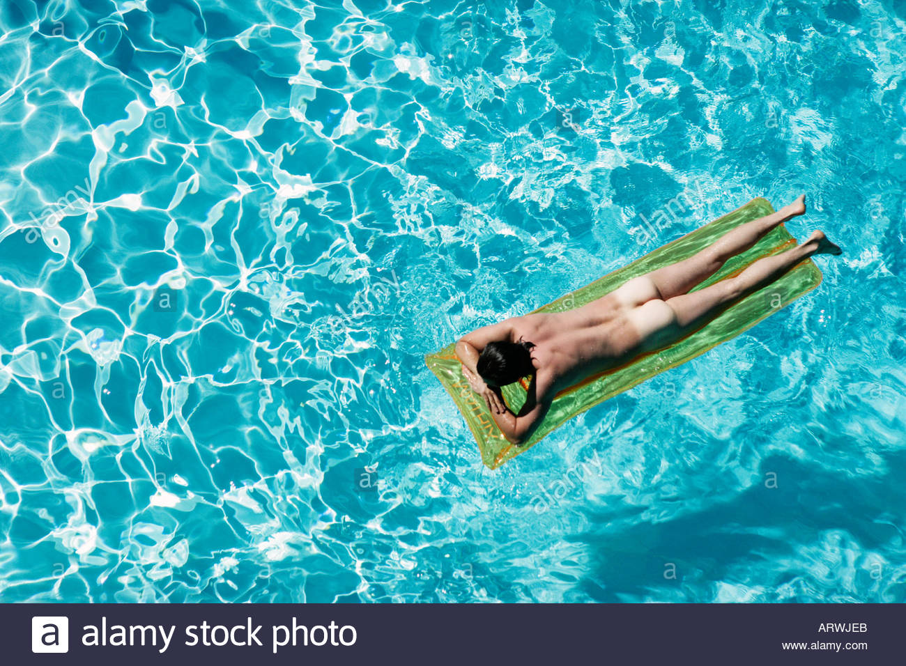 Swimming In Nude 10