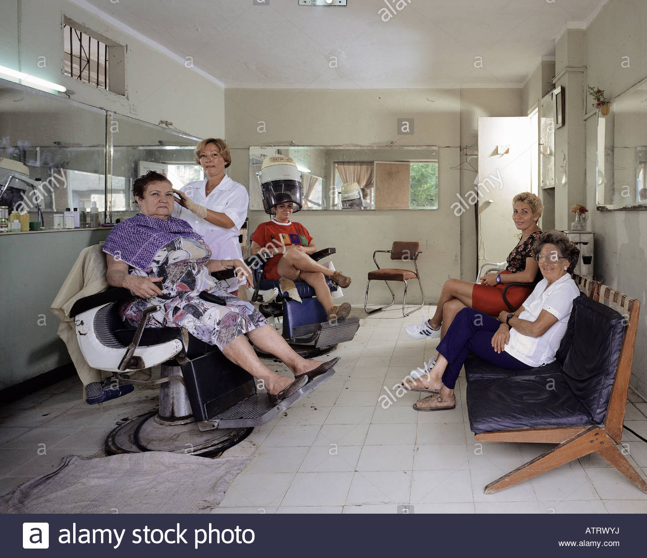 Side view of women in a beauty parlour stock photo, royalty free ... Beauty parlour room