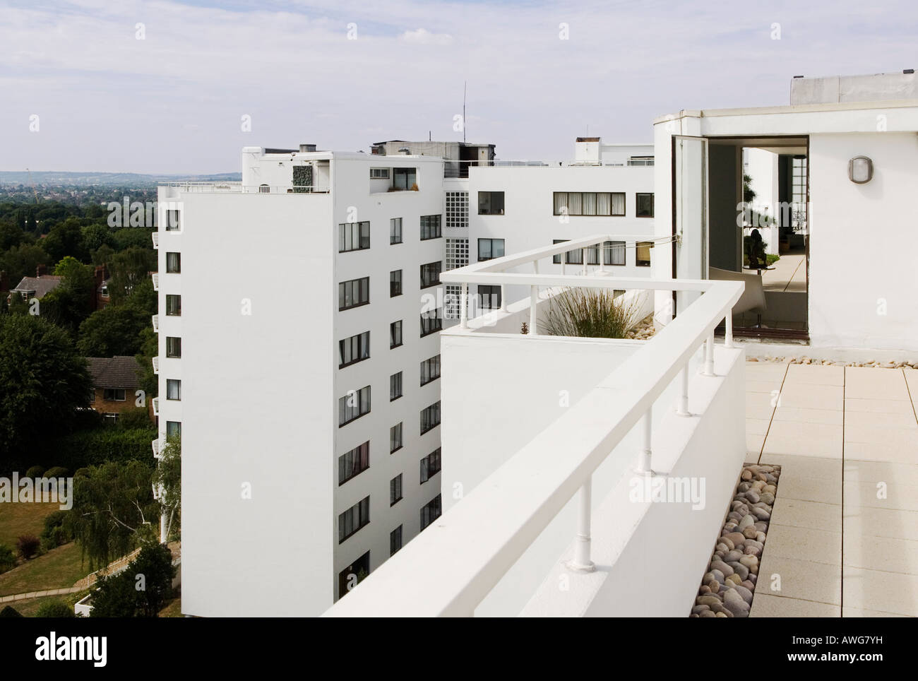 Apartment Building Roof roof terrace of 1930s modernist apartment buildingberthold Apartment Building Roof roof terrace of 1930s modernist apartment buildingberthold