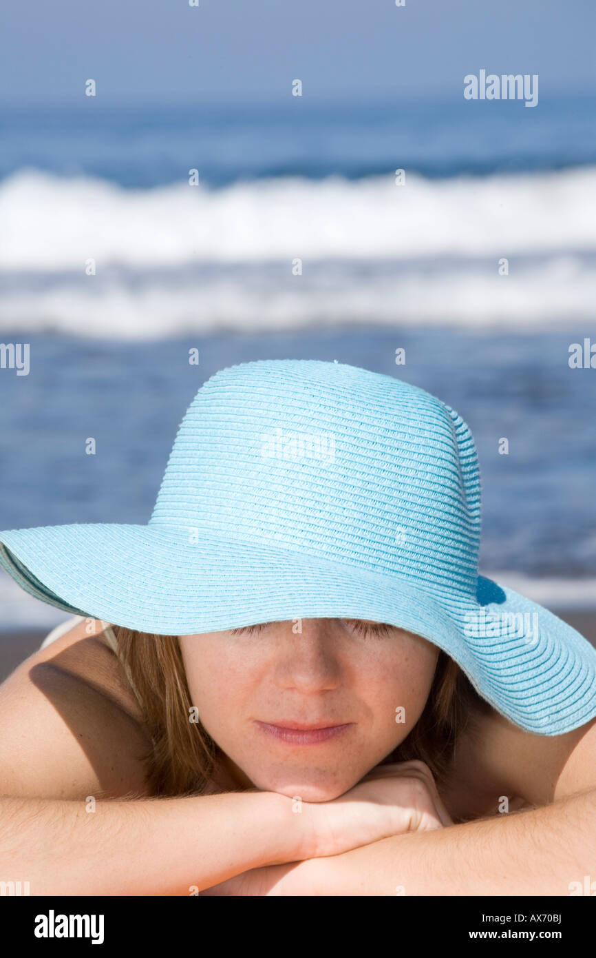 Woman Beach Lying Face Down Hi Res Stock Photography And Images Alamy