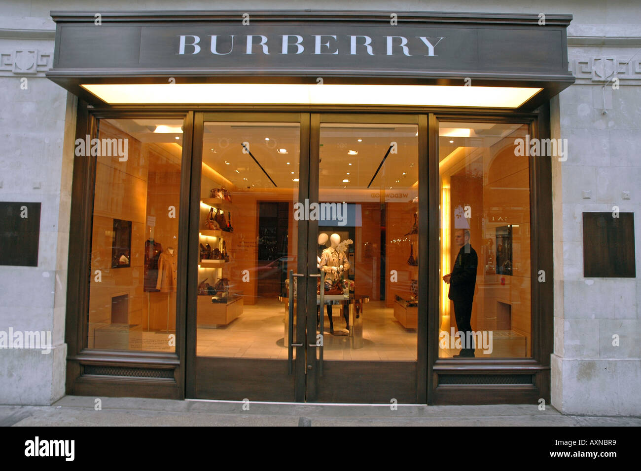 burberry shop on line