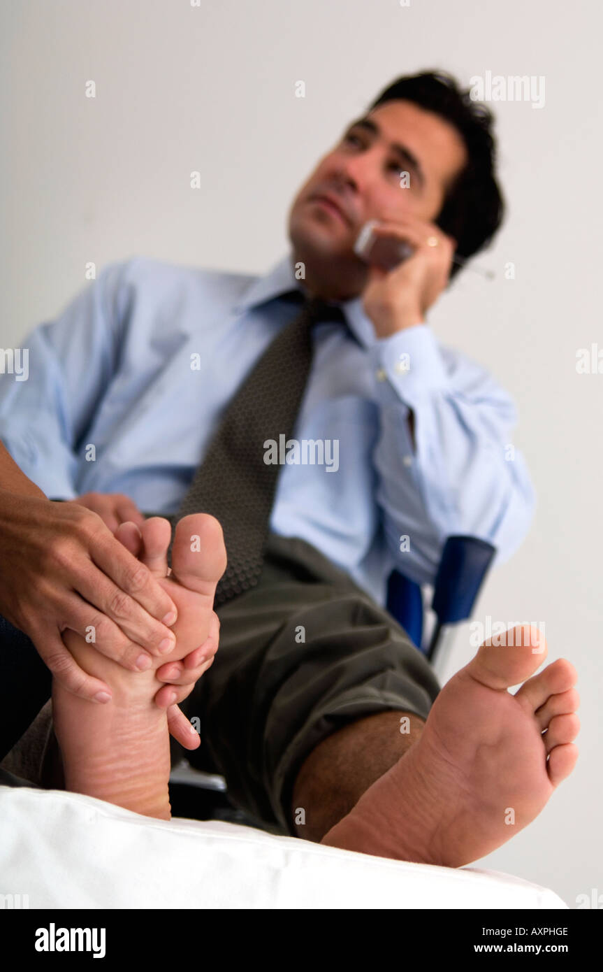 Male foot escorts