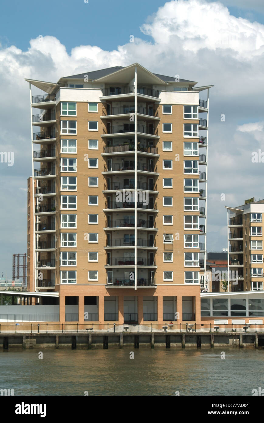 East London River Thames High Rise Block Of Riverside Apartments East London River Thames High Rise Block Of Riverside Apartments