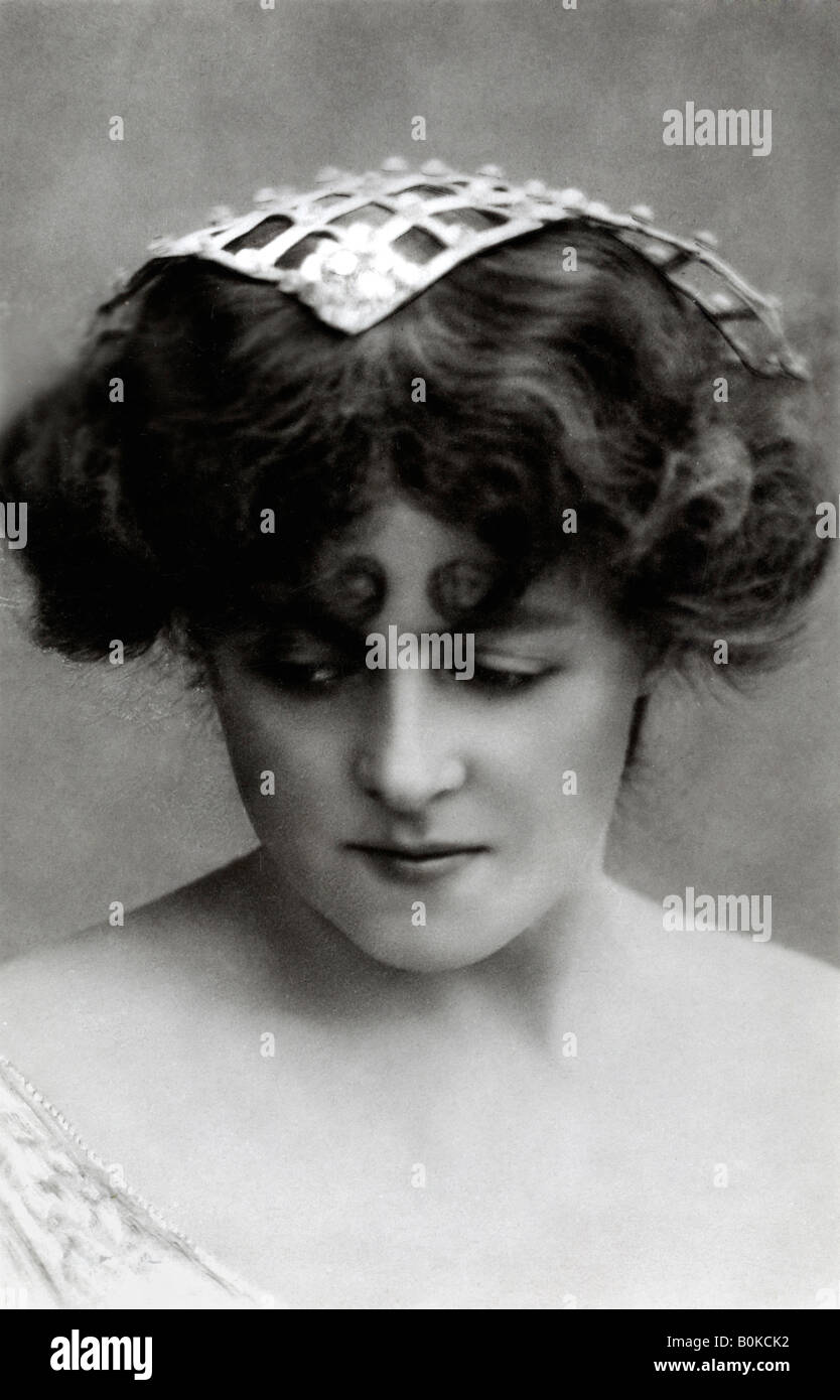 Marie Studholme (1875-1930), English actress, 1900s. Artist: Lizzie - marie-studholme-1875-1930-english-actress-1900s-artist-lizzie-caswall-B0KCK2