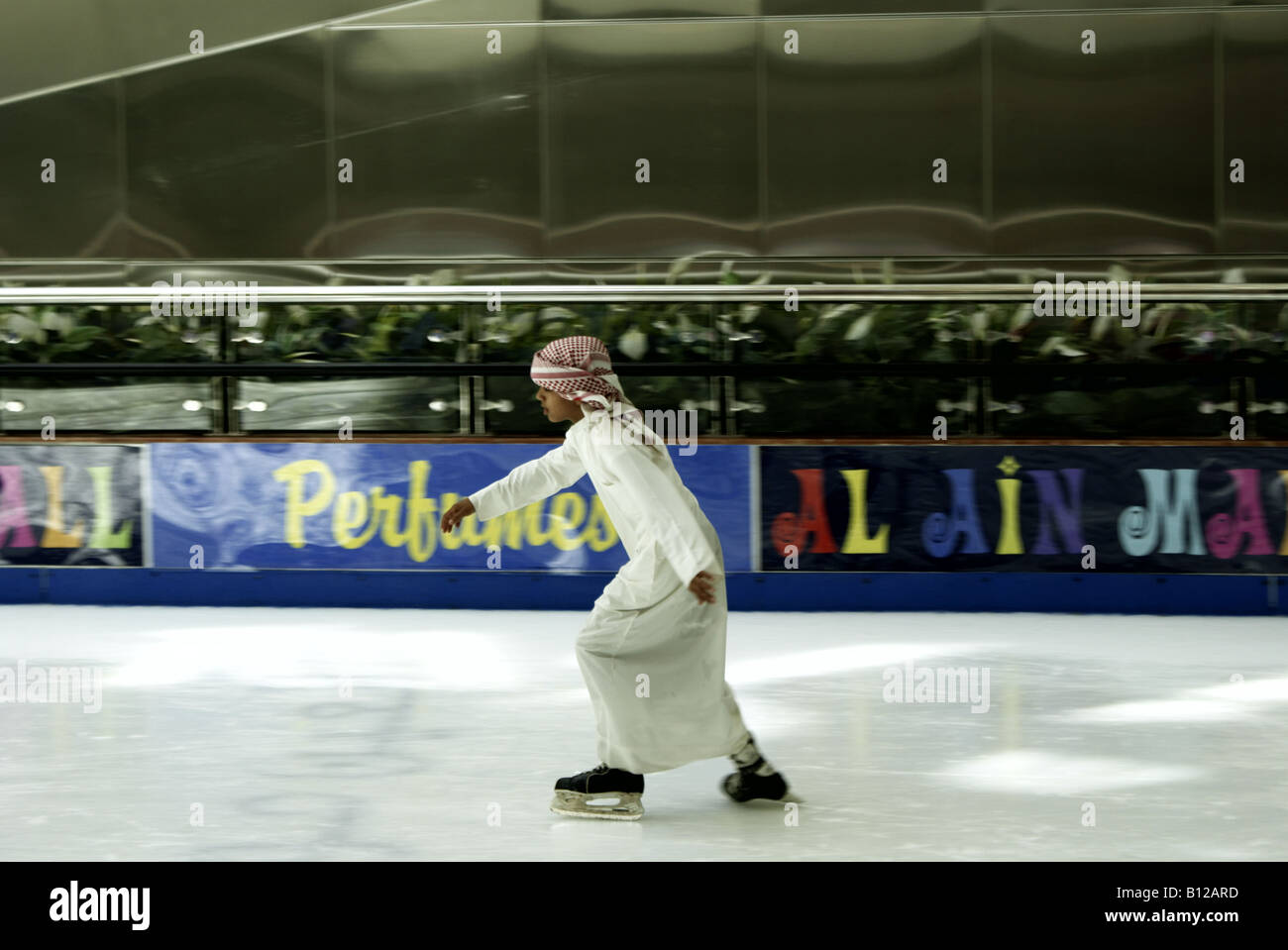 [Image: ice-skating-arab-B12ARD.jpg]