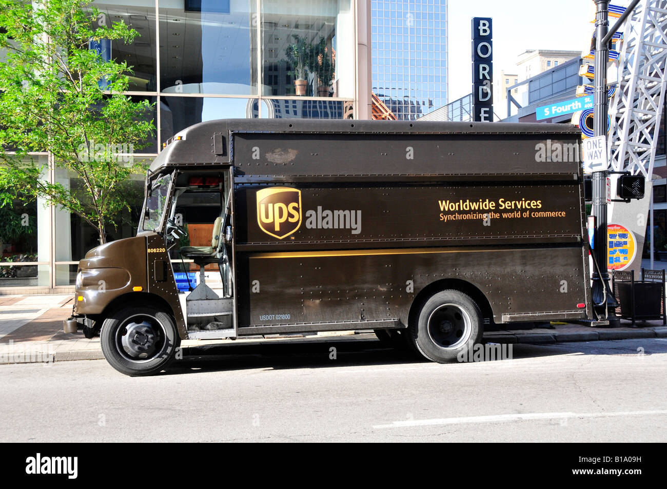 United Parcel Service UPS truck making delivery Stock Photo 18044813