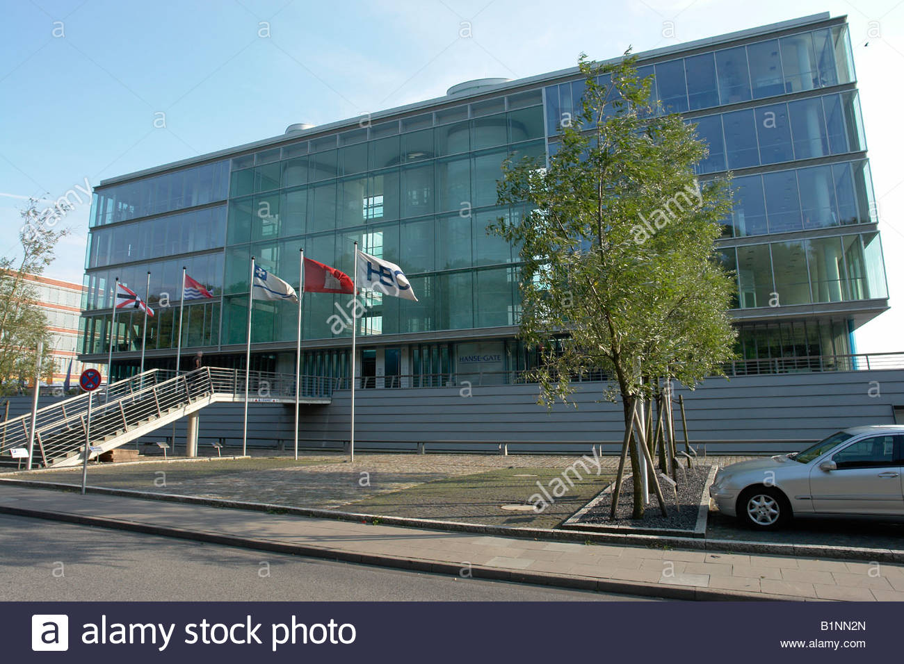 the modern office buildings hanse gate at the bank of the river elbe in neumhlen hamburg germany - Cool Architecture Office Buildings the modern office buildings hanse gate at the bank of the river elbe in neumhlen hamburg germany - Cool Architecture Office Buildings