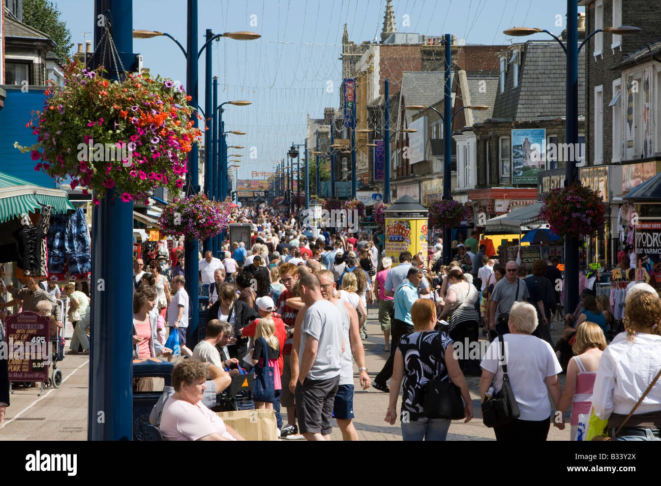 great yarmouth town centre high street shop summer east anglia Stock