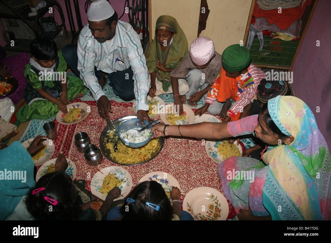 dating muslim during ramadan During ramadan, the far-flung muslim communities of the world are unified by one food: the date, one of the earliest cultivated crops and an. dating muslim during ramadan During ramadan, the far-flung muslim communities of the world are unified by one food: the date, one of the earliest cultivated crops and an.