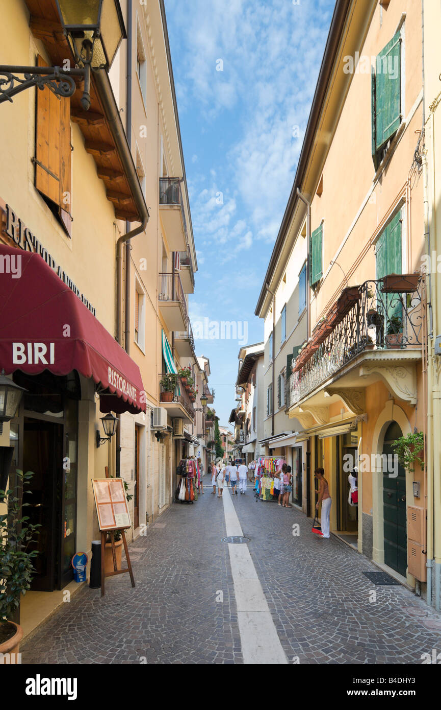 Bardolino Shopping Bardolino Shopping