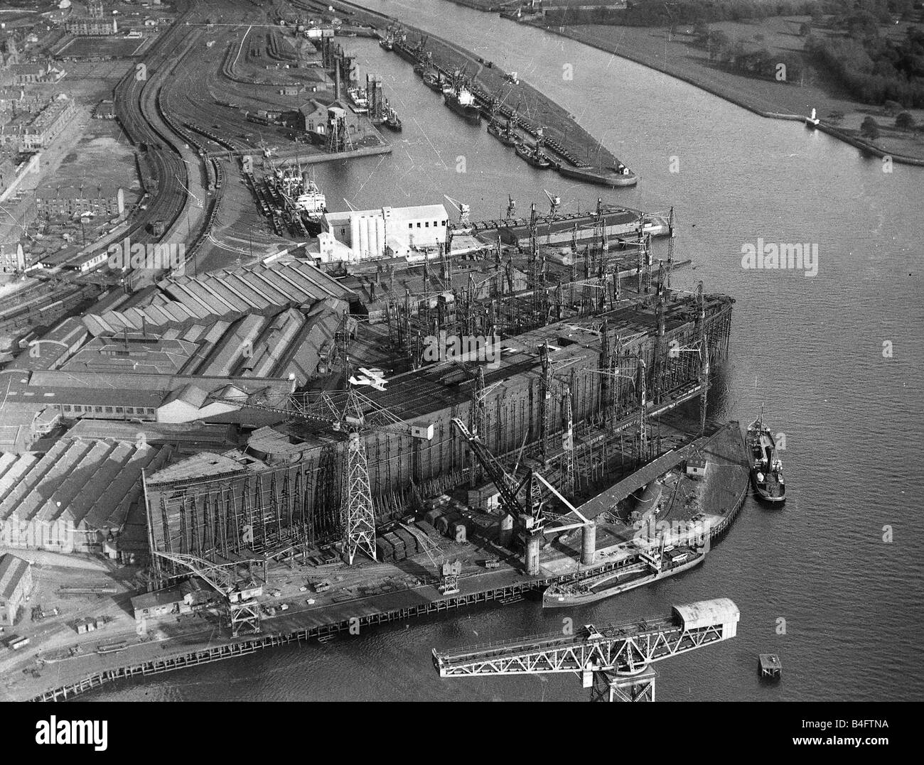 Queen Mary ship being built at John Brown shipyard in Clydebank on