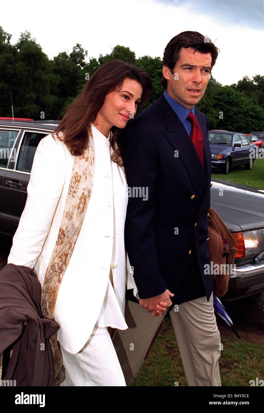 pierce-brosnan-and-keely-shaye-smith-arrive-at-alfred-dunhill-queens-B4Y0CE.jpg