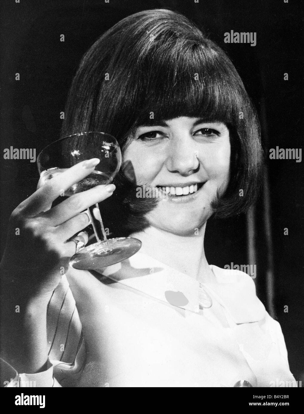 Cilla Black seen here during rehearsals for the <b>stage show</b> Startime She <b>...</b> - cilla-black-seen-here-during-rehearsals-for-the-stage-show-startime-B4Y2BR