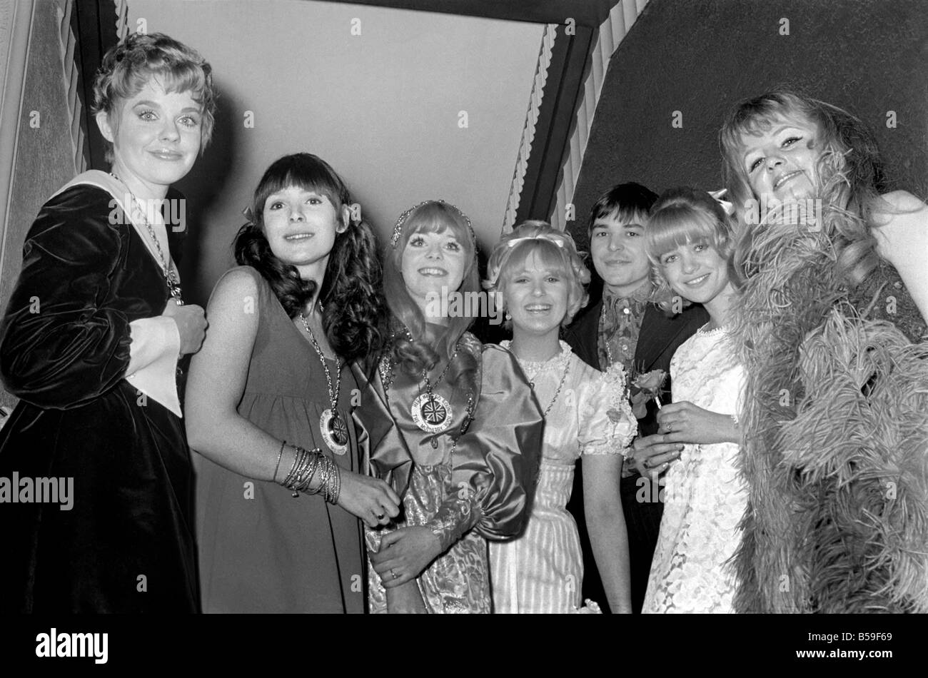 World Premiere of Here we go round the Mulberry bush at the London