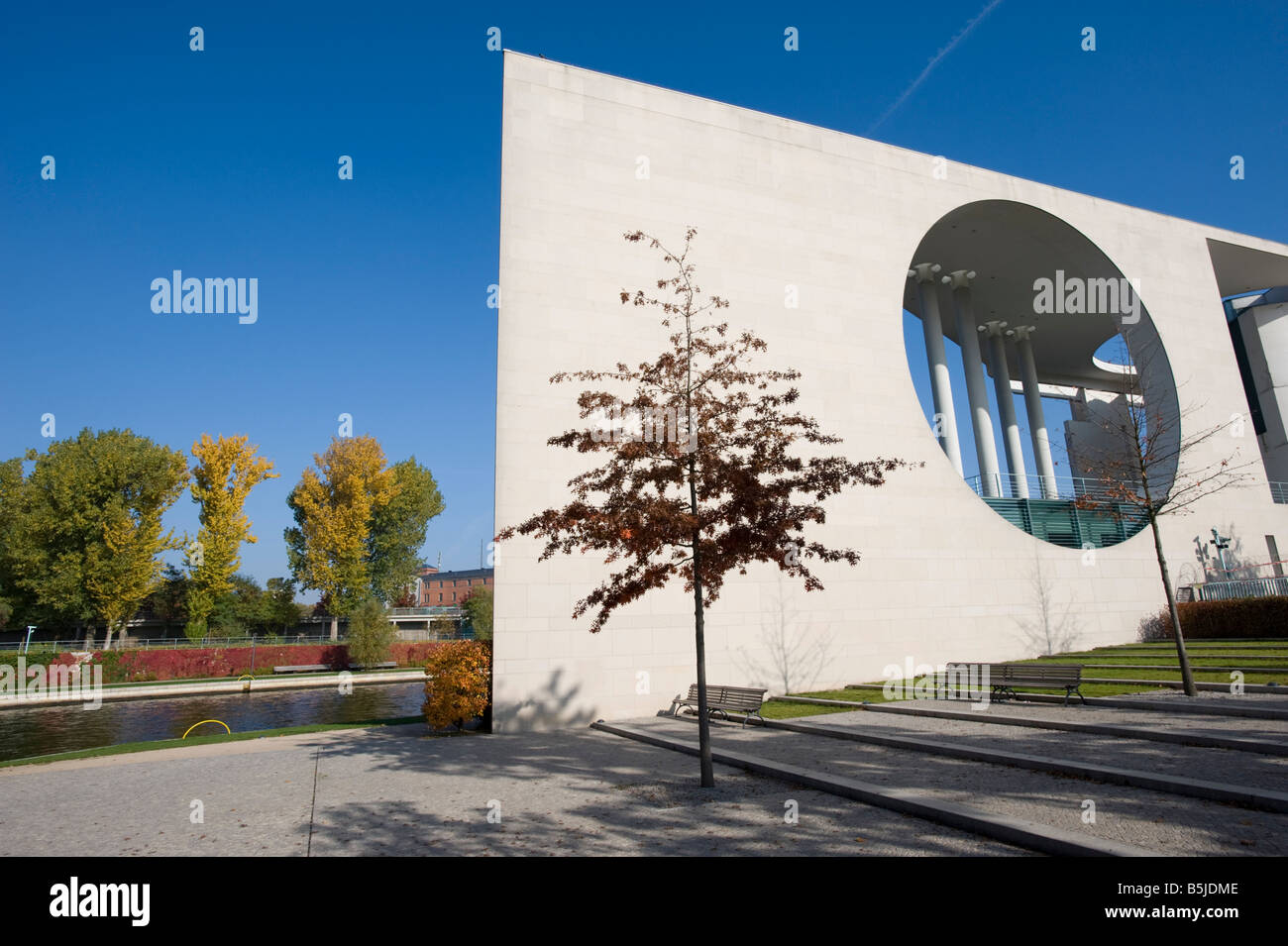 Modern Architecture Berlin modern architecture of new government buildings at Modern Architecture Berlin modern architecture of new government buildings at