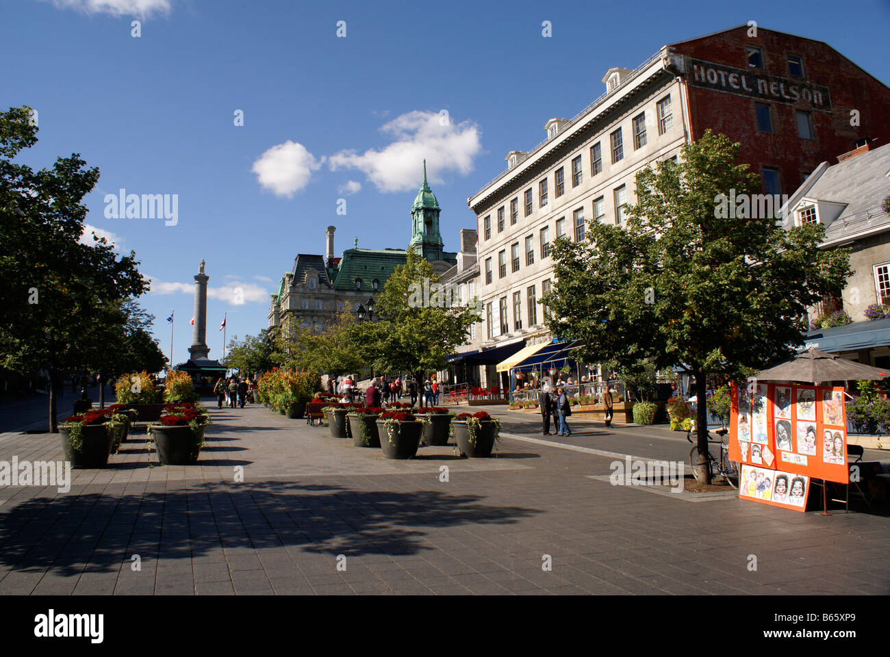 place-jacques-cartier-old-montreal-quebe