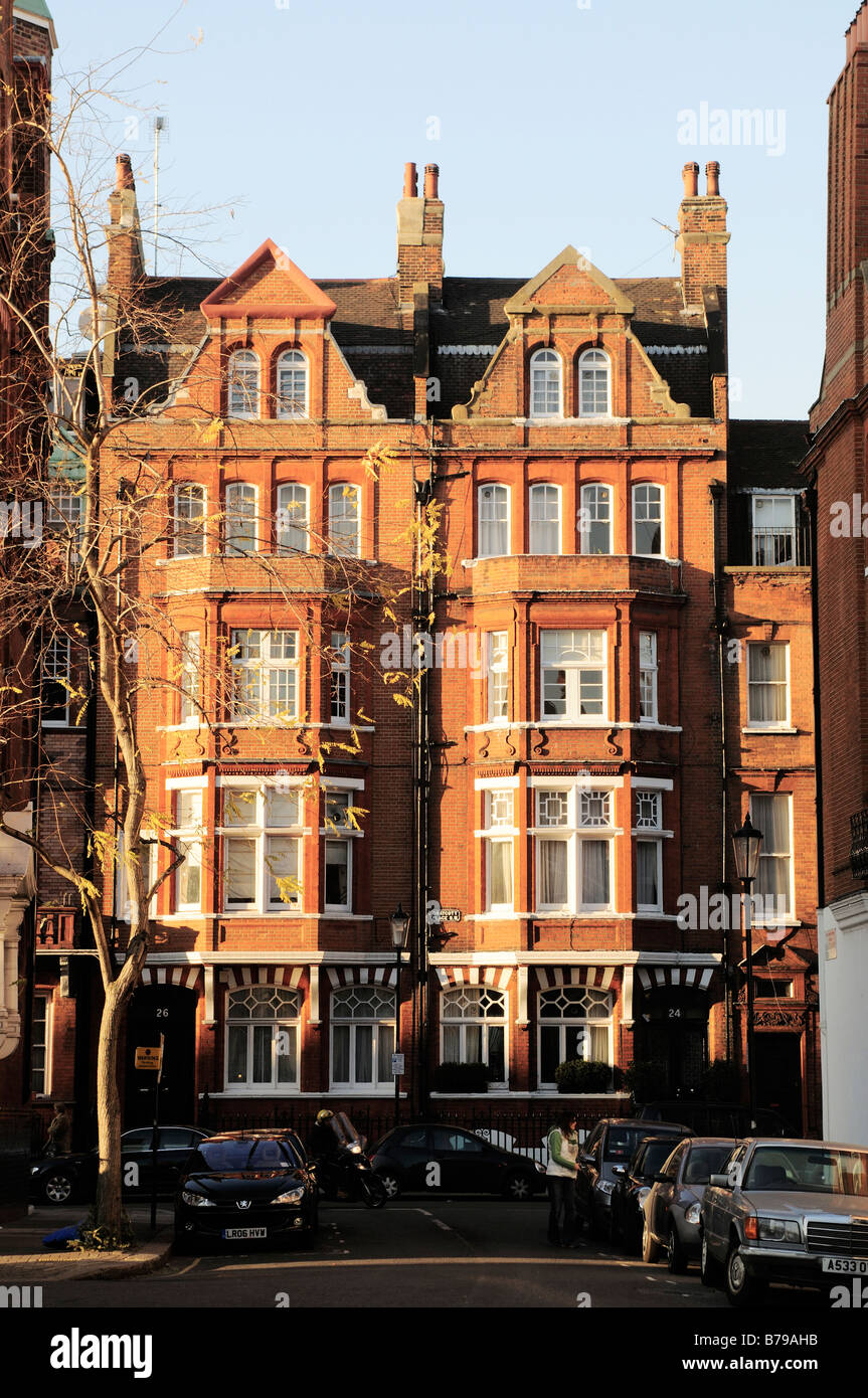 Red brick apartment block In Draycott Place Chelsea London SW3 UK Stock