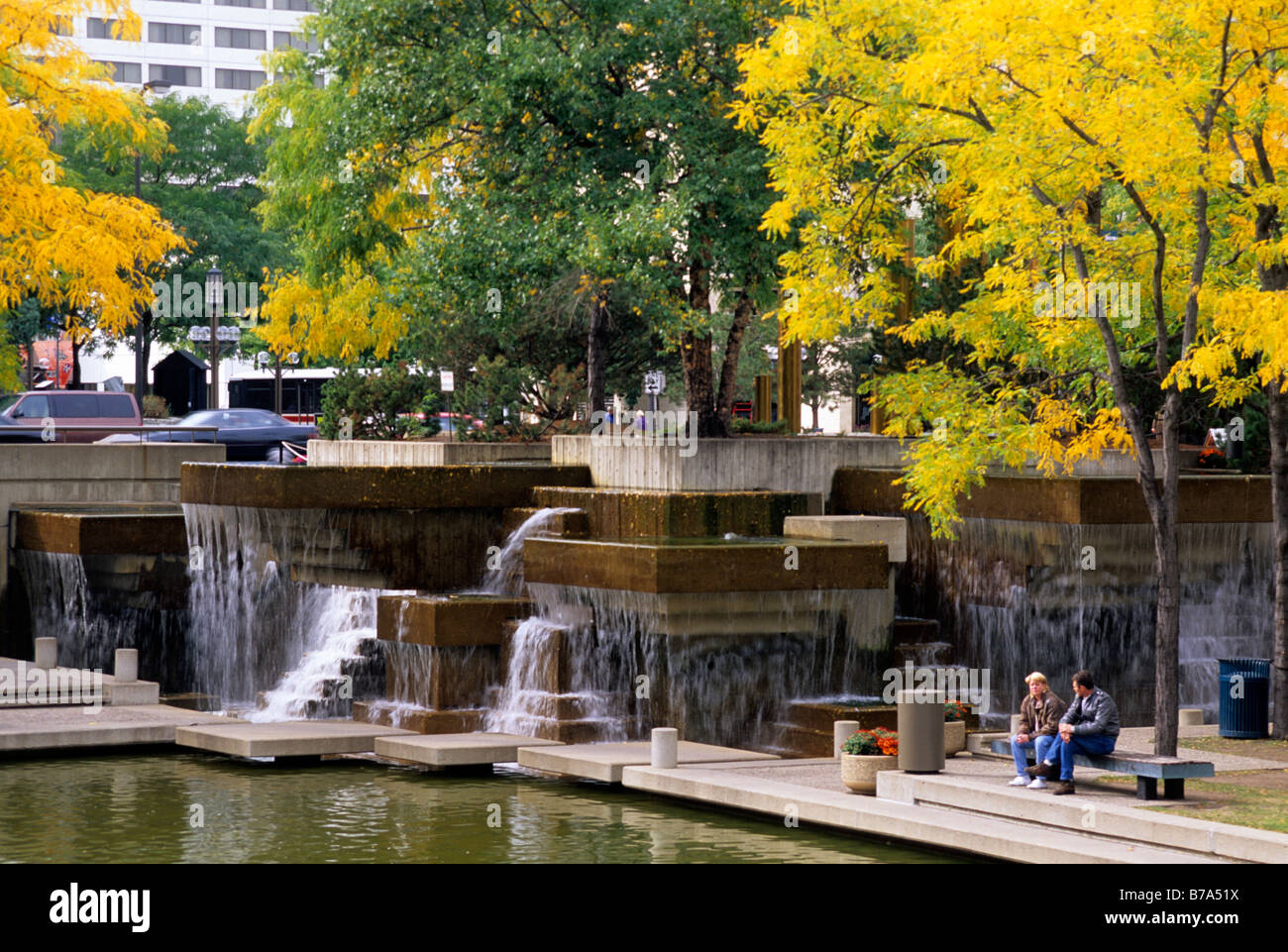 FOUNTAINS IN PEAVEY PLAZA, ADJACENT TO ORCHESTRA HALL. DOWNTOWN Stock