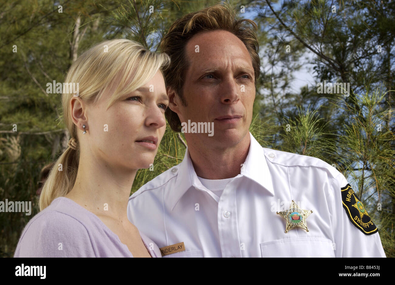 Invasion tv Invasion 2005 TV Series 2005 2006 USA Kari Matchett Stock