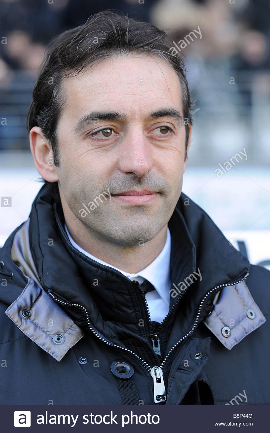 Save preview image - marco-giampaolo-siena-trainertorino-11-01-2009-serie-a-football-championshup-B8P44G
