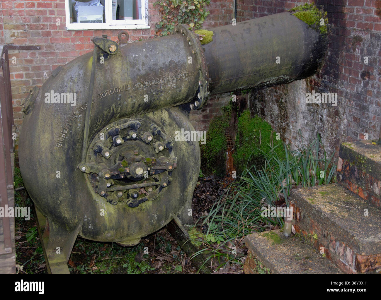 Water turbine (c. 1940) at Hatch Mill on the River Ock, Mill Lane Stock