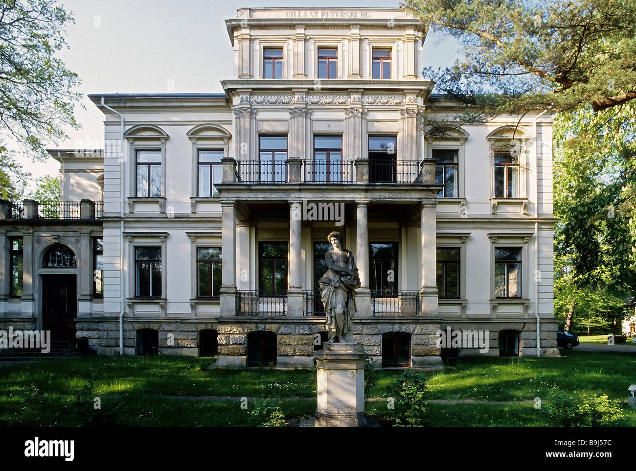 Historical villa St. Petersburg, Loschwitzer Strasse Stock Photo