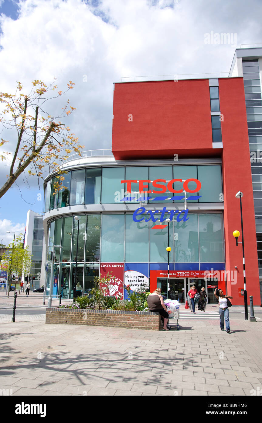 Tesco Extra Supermarket, St Pauls Cray, Orpington, London Borough Of Stock Photo, Royalty Free