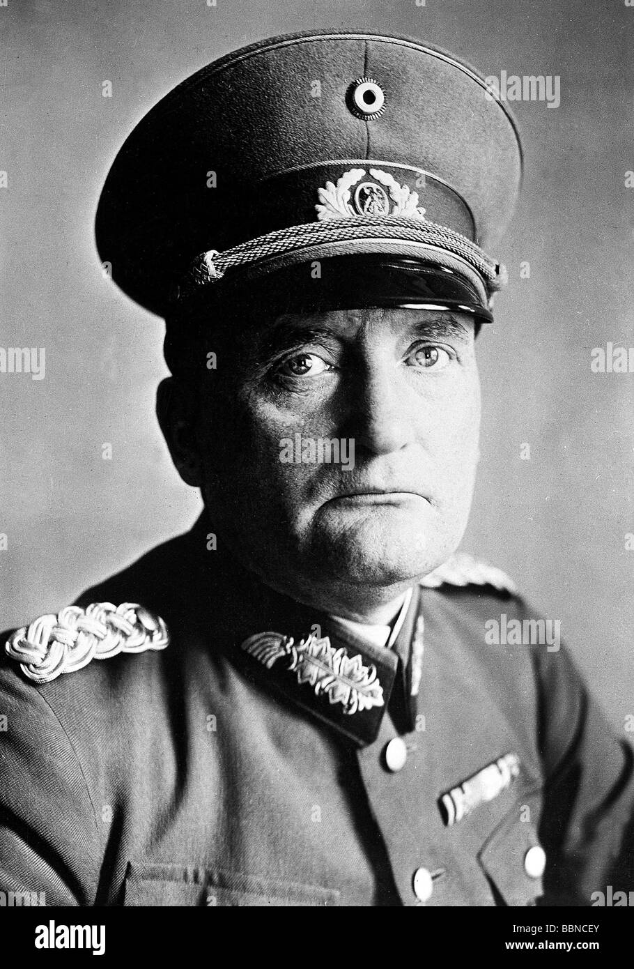 HammersteinEquord, Kurt von, 26.9.1878 25.4.1943, German general
