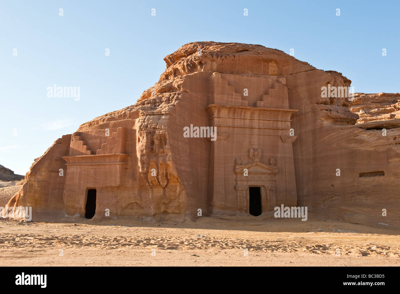 madain saleh By itself, the al ula oasis is a tourist attraction that matches the beauty and history of madain saleh, 22 kilometers to its north many different people. madain saleh By itself, the al ula oasis is a tourist attraction that matches the beauty and history of madain saleh, 22 kilometers to its north many different people.