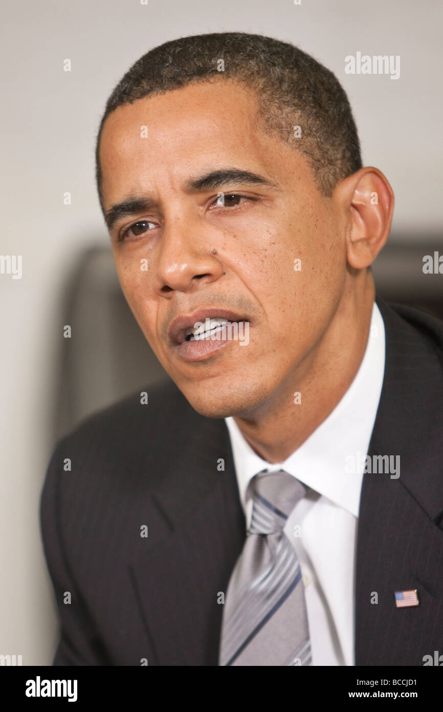 Barack Obama Suit Hi Res Stock Photography And Images Alamy