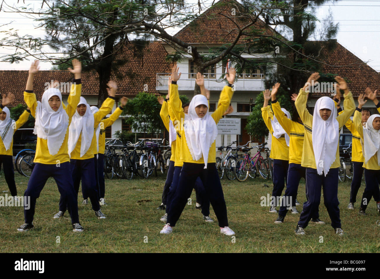 java-indonesia-girls-during-the-physical-education-lesson-jogjiakarta-BCG097.jpg