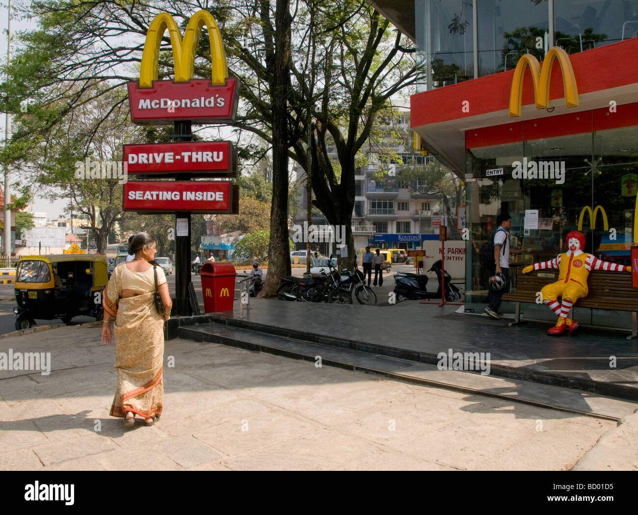 weakness of mcdonalds in india Rising labour costs in china, india and bangladesh swot analysis substitutes the industry operates under oligopoly companies are interdependent (each firm has to take account of the others) (sloman, 2009) intensity of rivalry amongst competitors barriers to entry of new firms to “fast fashion. weakness of mcdonalds in india Rising labour costs in china, india and bangladesh swot analysis substitutes the industry operates under oligopoly companies are interdependent (each firm has to take account of the others) (sloman, 2009) intensity of rivalry amongst competitors barriers to entry of new firms to “fast fashion.