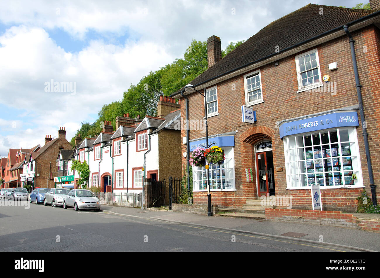 Lower Street In Town Centre Chorleywood Hertfordshire England Stock