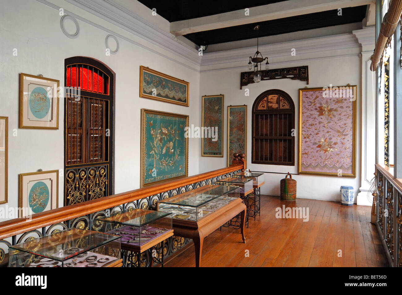 Wooden House Chinese Restaurant Wooden House Chinese Restaurant