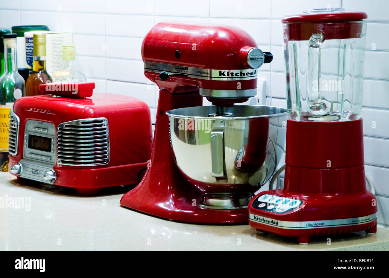 red-retro-kitchen-appliances-on-a-worktop-by-kitchenaid-BFKB71.jpg