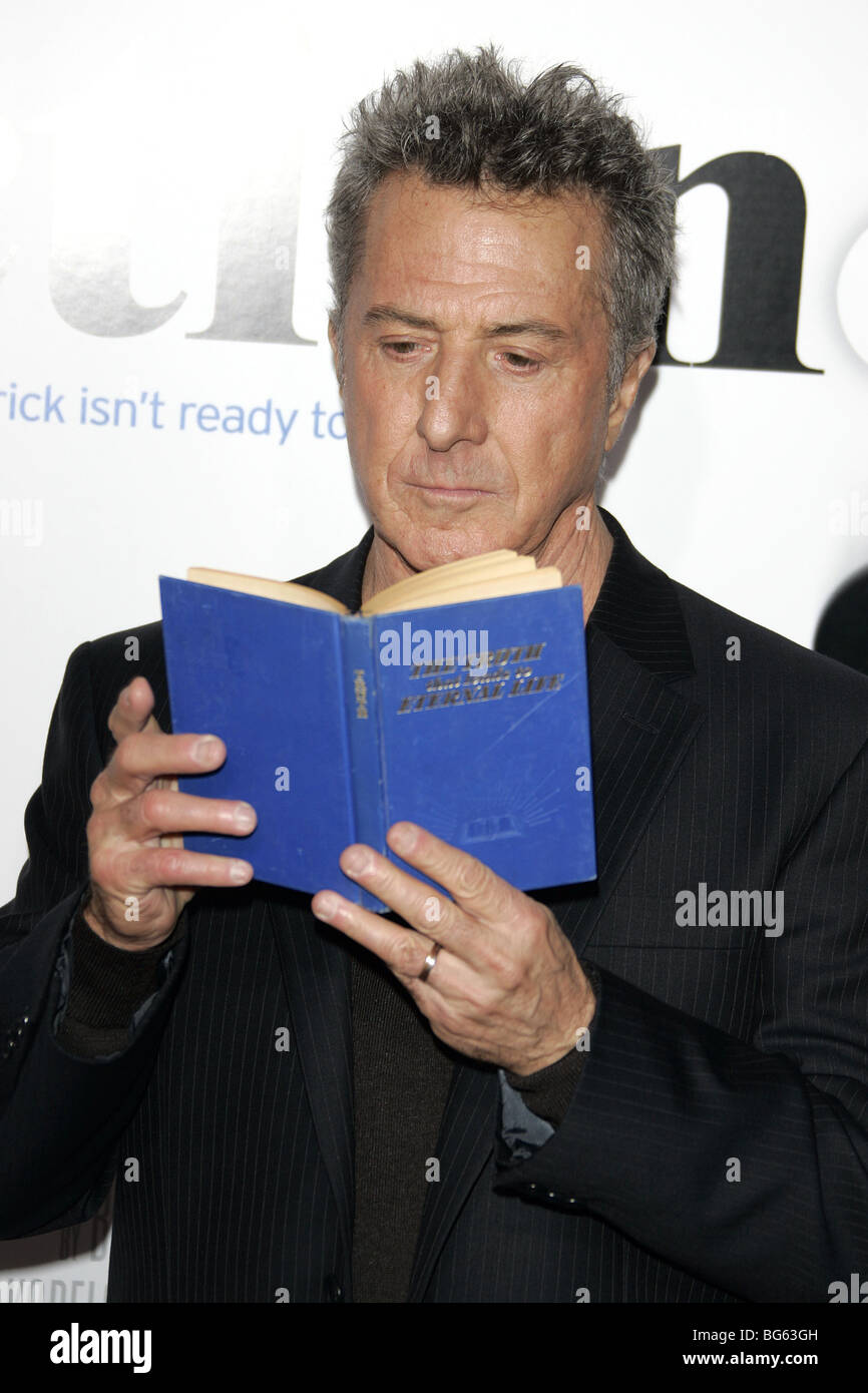 DUSTIN HOFFMAN STRANGER THAN FICTION PREMIERE WESTWOOD LOS ANGELES